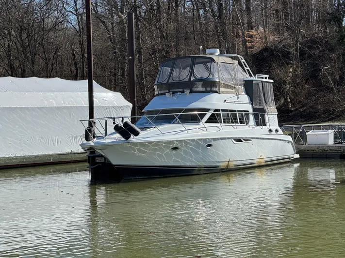 Bottoms Up Yacht Photos Pics 