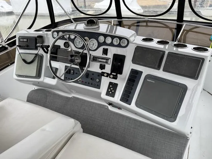 Bottoms Up Yacht Photos Pics 