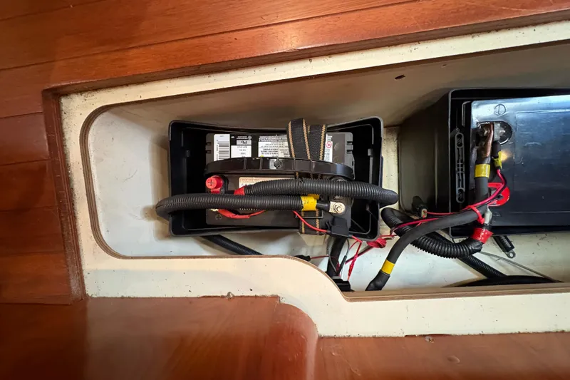 Tru Blu Yacht Photos Pics Battery compartment of 2010 Hunter 39 sailboat with wiring and connections.