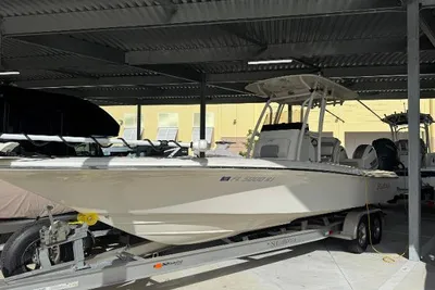 ShearWater 270 Carolina Flare