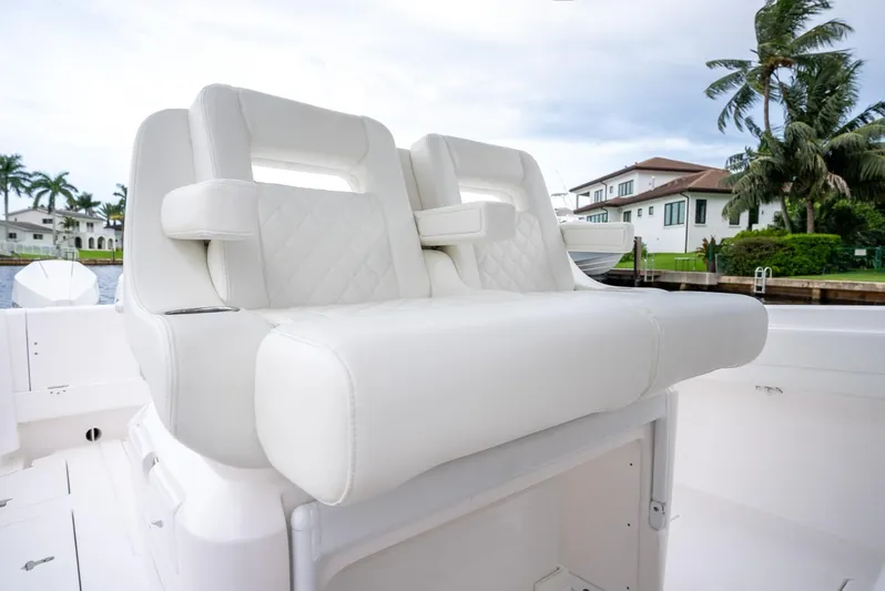  Yacht Photos Pics Luxurious seating on the 2022 Intrepid 375 Nomad FE boat.