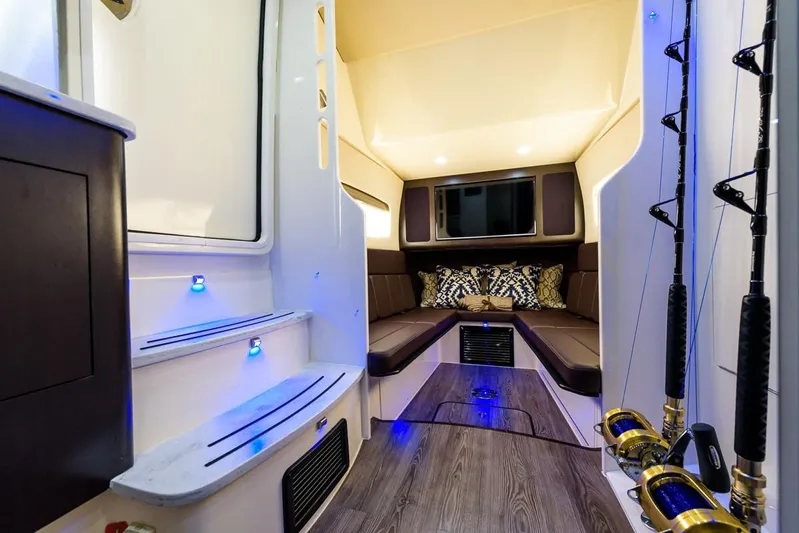  Yacht Photos Pics Manufacturer Provided Image