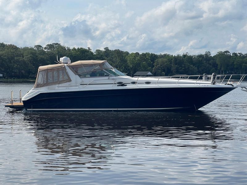 1994 Sea Ray 440 Sundancer