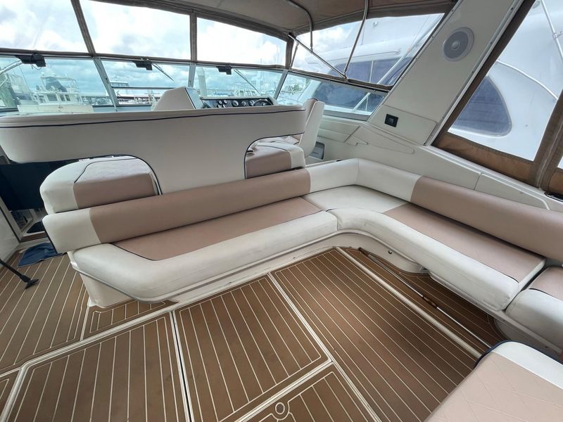 1994 Sea Ray 440 Sundancer