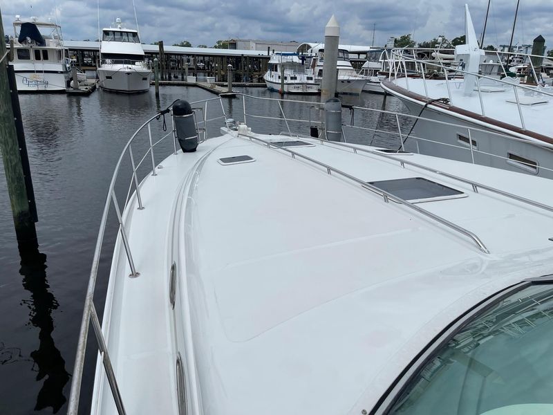 1994 Sea Ray 440 Sundancer