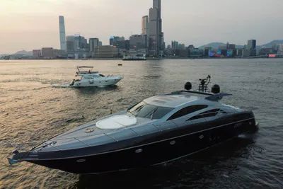 Sunseeker Predator 72