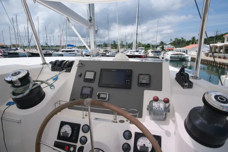 Jolly Dacha Yacht Photos Pics 