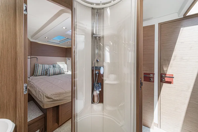 The Riviera Yacht Photos Pics Luxurious 2017 Monte Carlo MC5S yacht interior with bedroom and modern shower.