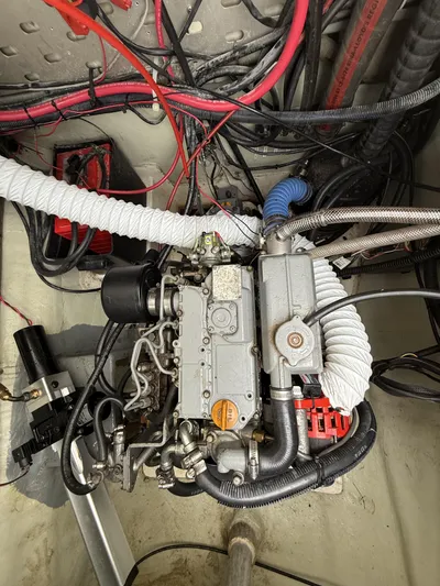 Aozora II Yacht Photos Pics 