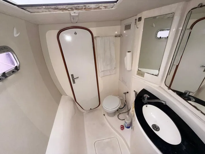 Aozora II Yacht Photos Pics 