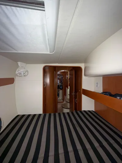 Aozora II Yacht Photos Pics 