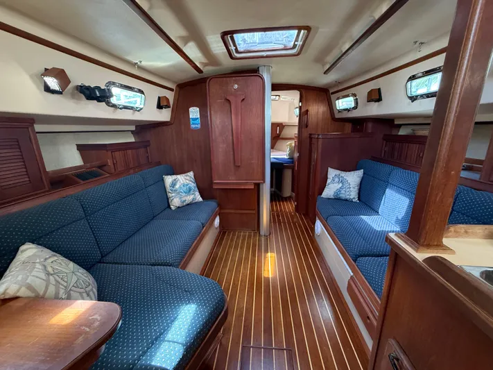 Nikki Yacht Photos Pics 