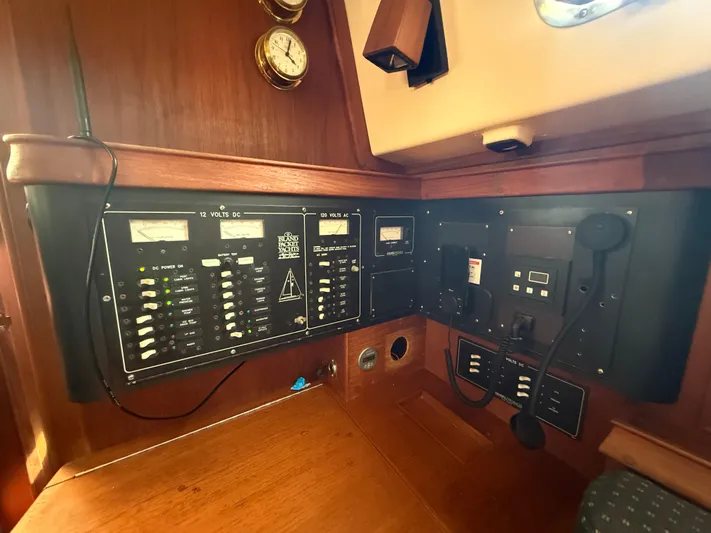 Nikki Yacht Photos Pics 