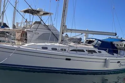 Catalina 390