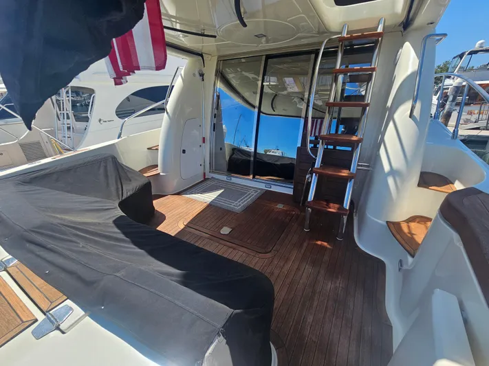 Giddy Up Yacht Photos Pics 