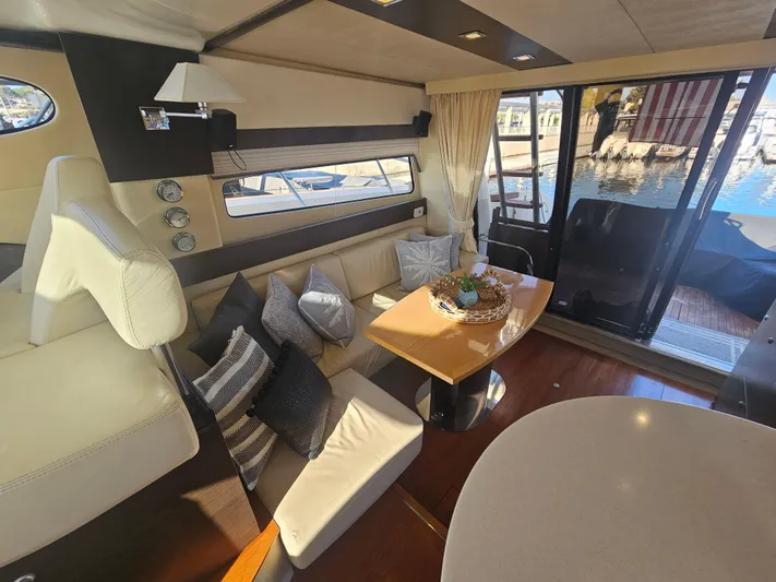 Giddy Up Yacht Photos Pics 