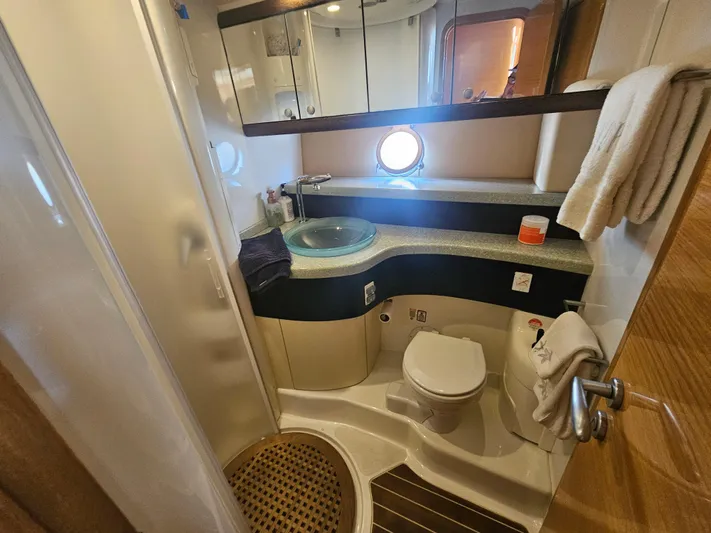 Giddy Up Yacht Photos Pics 