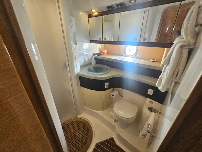 Giddy Up Yacht Photos Pics 