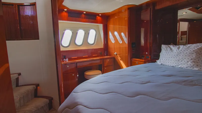 Yolo Yacht Photos Pics 