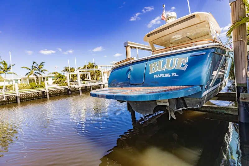 Blue Yacht Photos Pics 