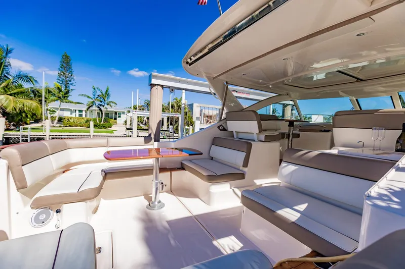 Blue Yacht Photos Pics 