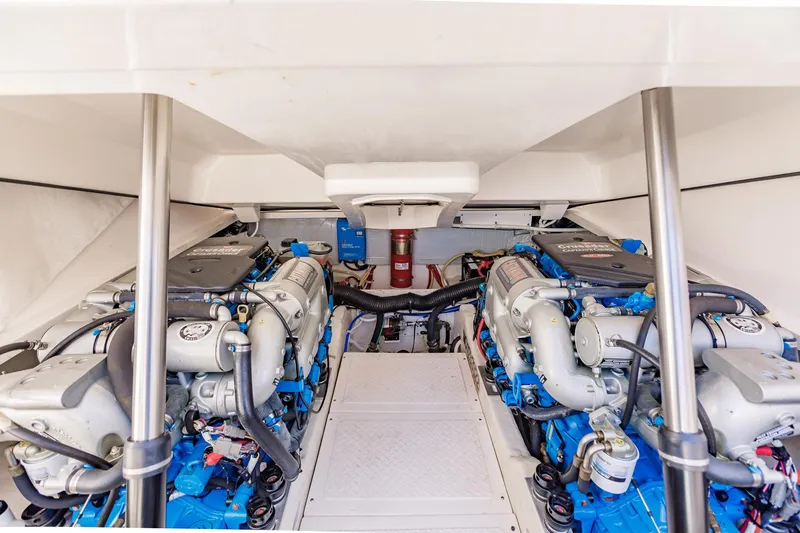 Blue Yacht Photos Pics 