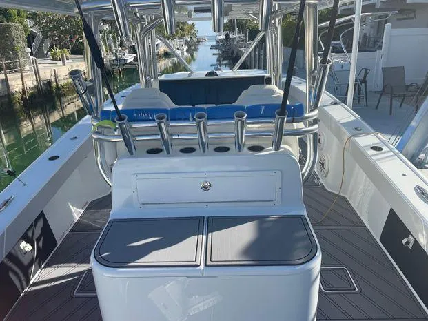  Yacht Photos Pics 2020 Freeman 34VH boat interior with fishing rod holders and seating.