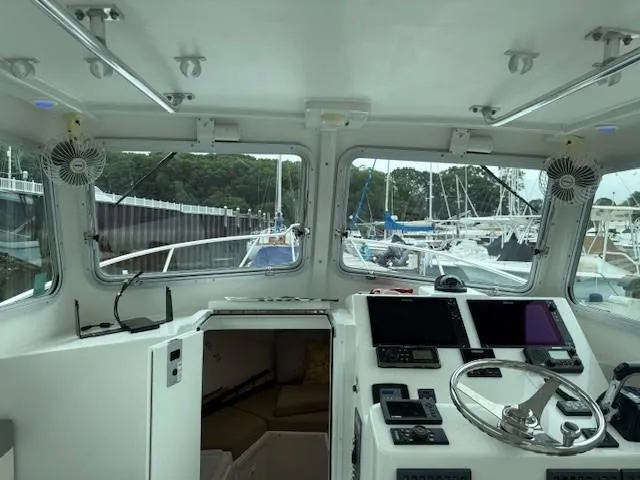 Grindavik Yacht Photos Pics 