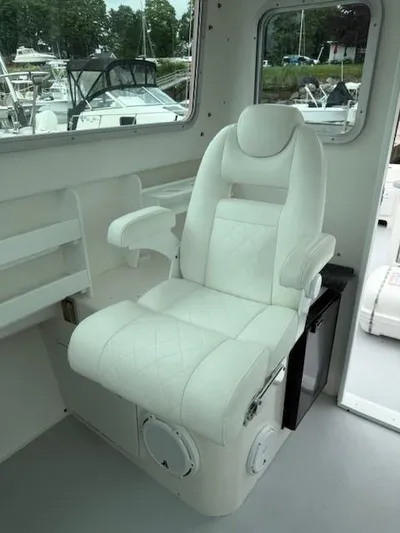 Grindavik Yacht Photos Pics 