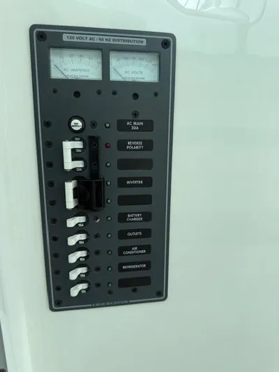 Grindavik Yacht Photos Pics 