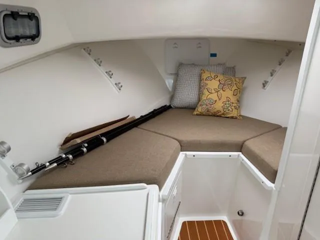 Grindavik Yacht Photos Pics 