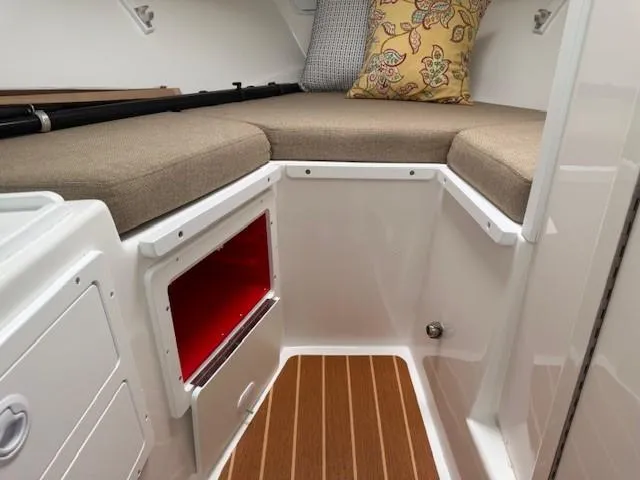 Grindavik Yacht Photos Pics 