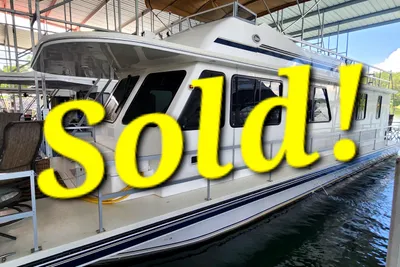 Gibson 50 Cabin Yacht