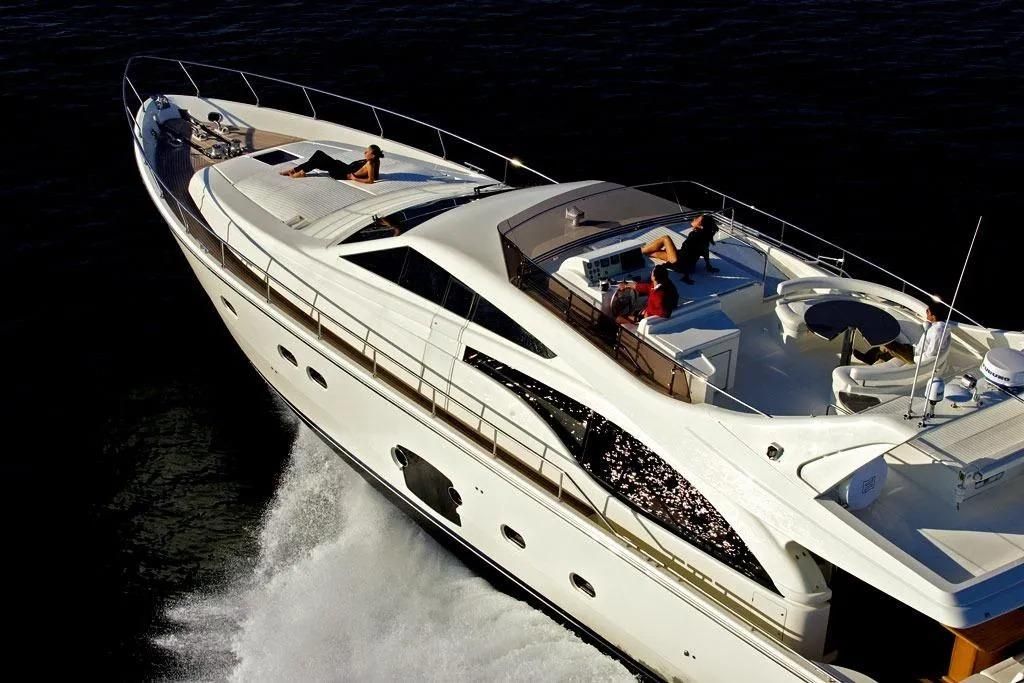 2008 Ferretti Yachts 69 