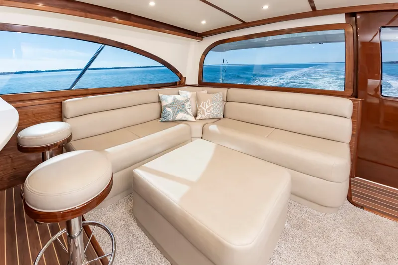 Big Hunter Yacht Photos Pics Luxurious interior of the 2024 Albemarle Spencer Edition yacht.