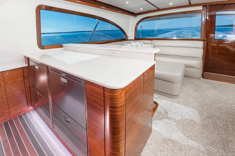 Big Hunter Yacht Photos Pics Luxurious interior of the 2024 Albemarle Spencer Edition yacht.
