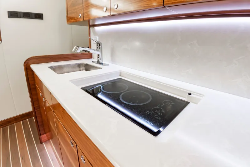 Big Hunter Yacht Photos Pics Modern kitchen on the 2024 Albemarle Spencer Edition yacht.