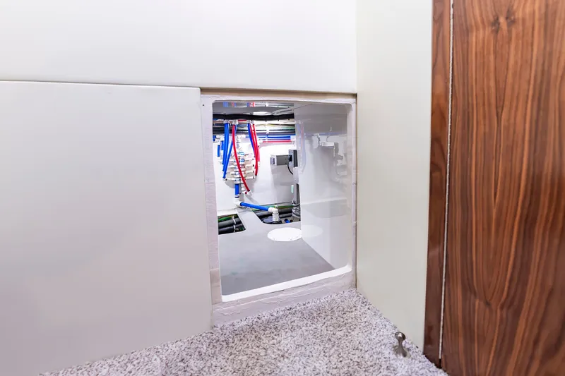 Big Hunter Yacht Photos Pics Interior of 2024 Albemarle Spencer Edition with access to technical components.