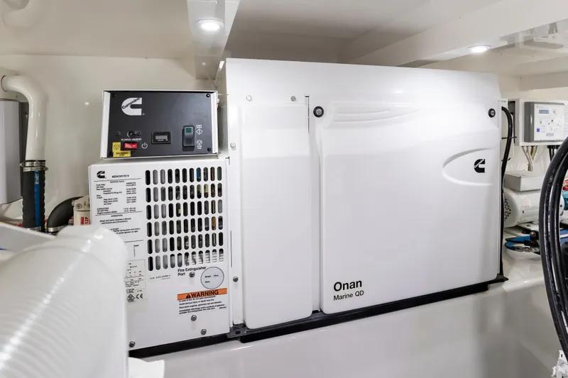 Big Hunter Yacht Photos Pics 