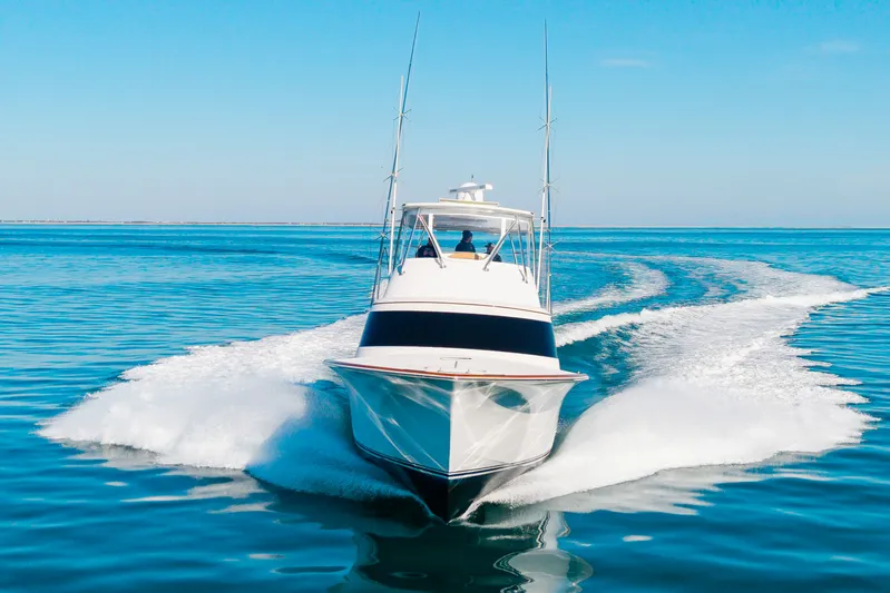 Big Hunter Yacht Photos Pics 