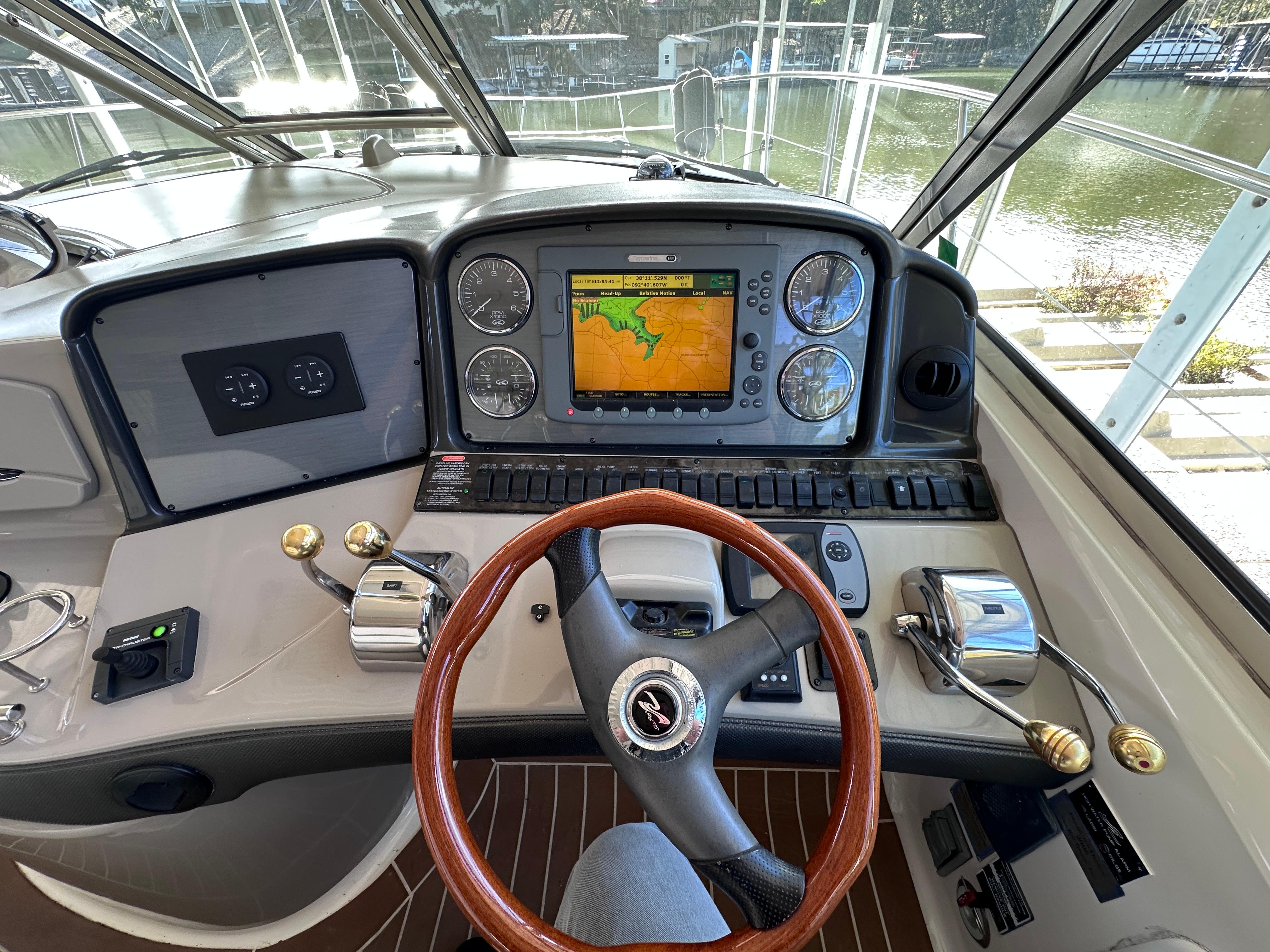 YachtWay - 2007 Sea Ray Sundancer 44 DA For Sale