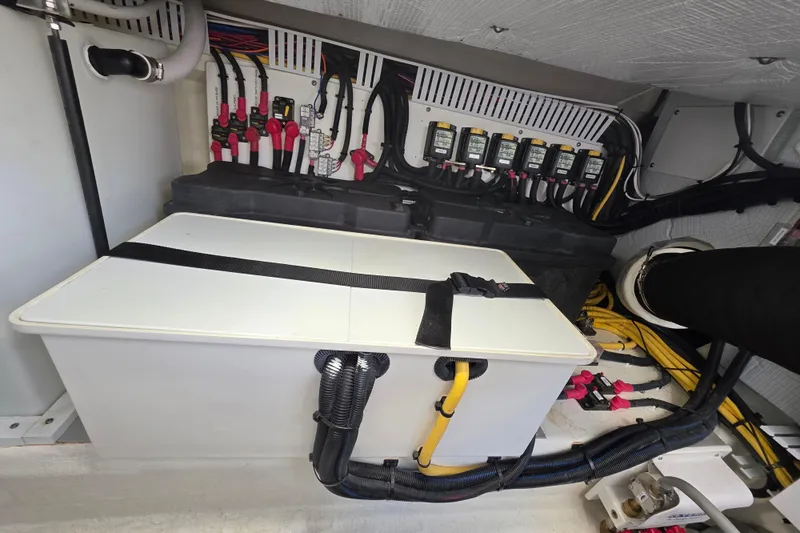  Yacht Photos Pics Electrical system of a 2022 Back Cove 372 boat, featuring organized wiring and components.