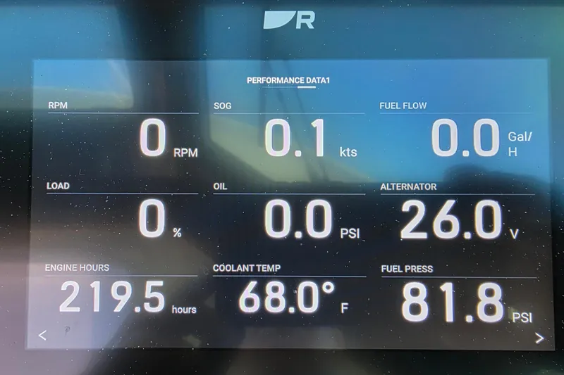  Yacht Photos Pics 220 Engine Hours