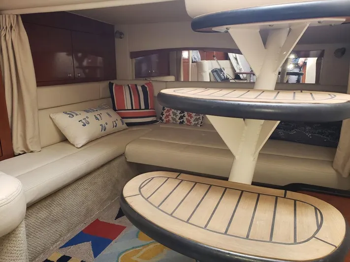 Wade-a-minute Yacht Photos Pics 