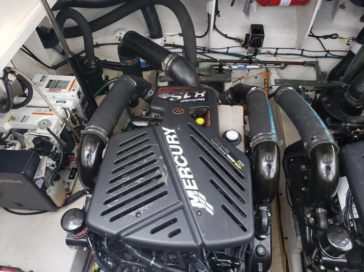 Wade-a-minute Yacht Photos Pics 