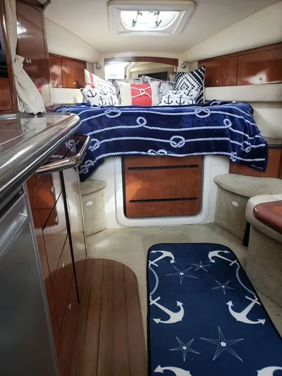 Wade-a-minute Yacht Photos Pics 