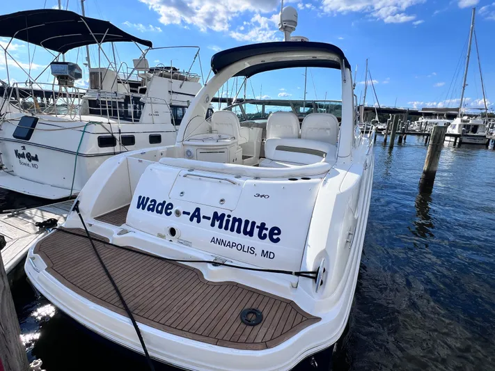 Wade-a-minute Yacht Photos Pics 