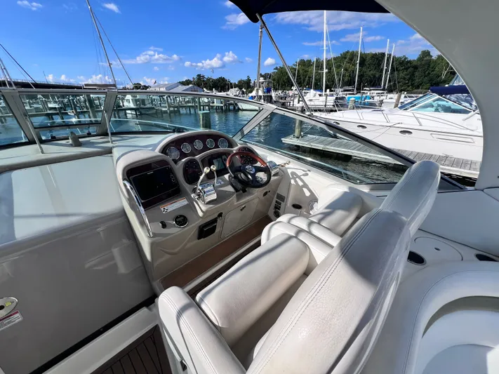 Wade-a-minute Yacht Photos Pics 