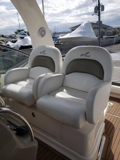 Wade-a-minute Yacht Photos Pics 