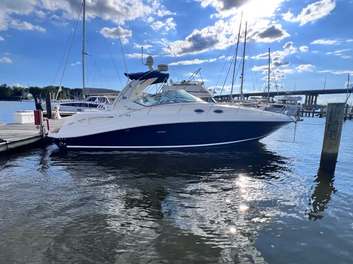 Wade-a-minute Yacht Photos Pics 